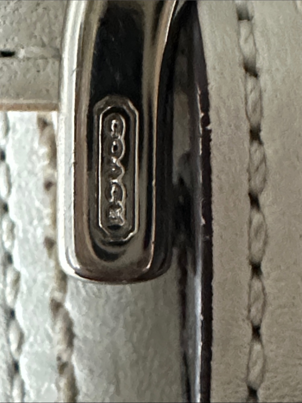 Coach Cream Leather Wallet with Silver Buckle - Picture 6 of 7